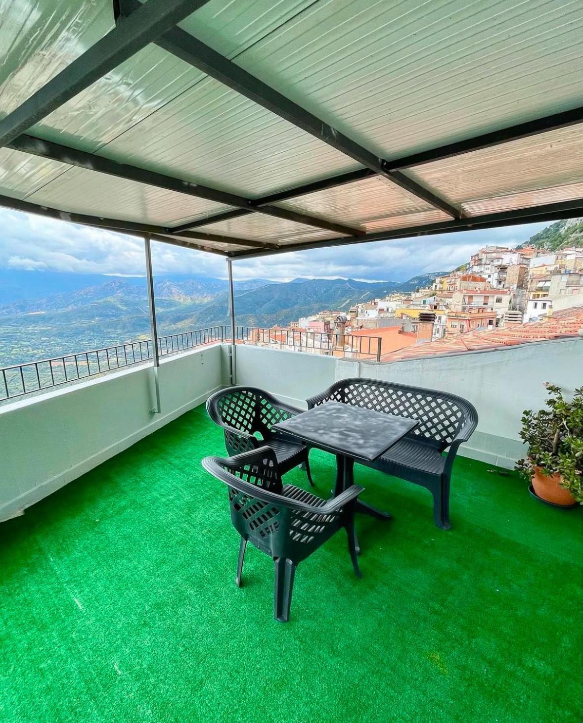 Serraenna Bedrooms Baunei Bagian luar foto